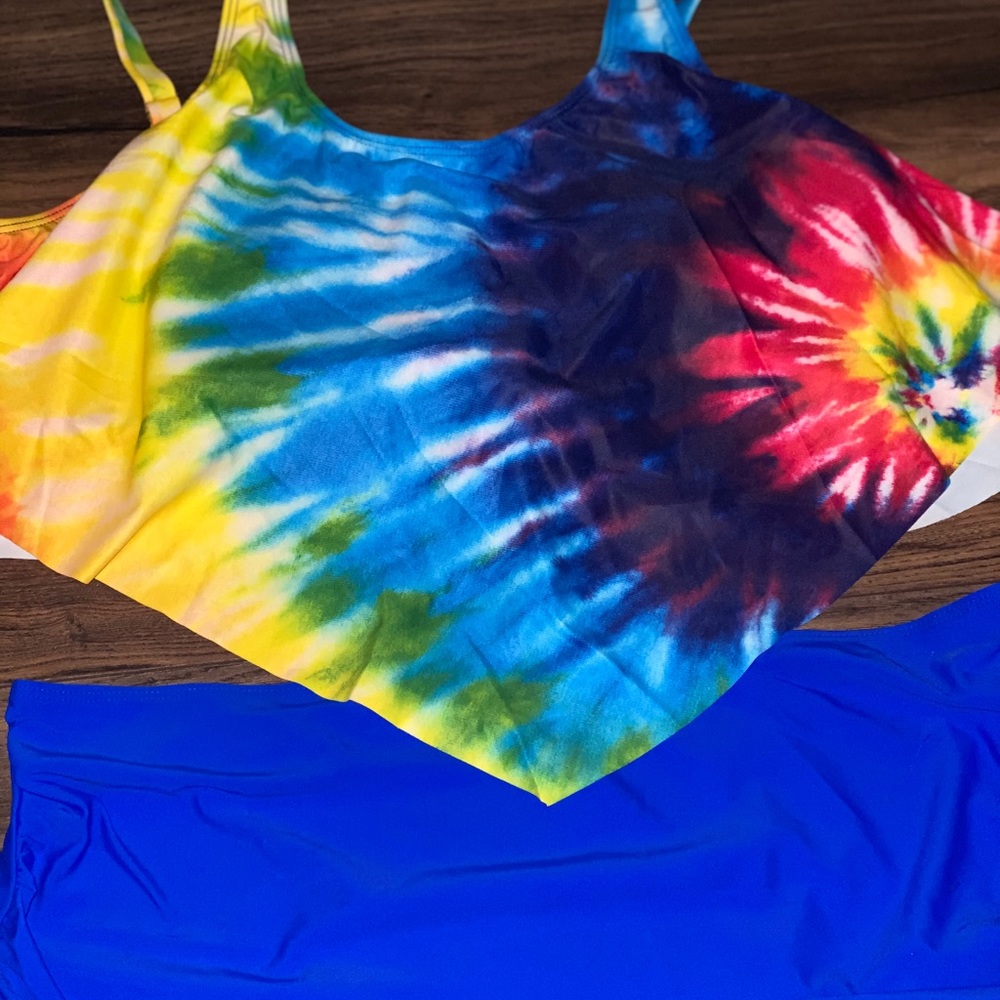 Woman’s rosegal tie dye swimsuit